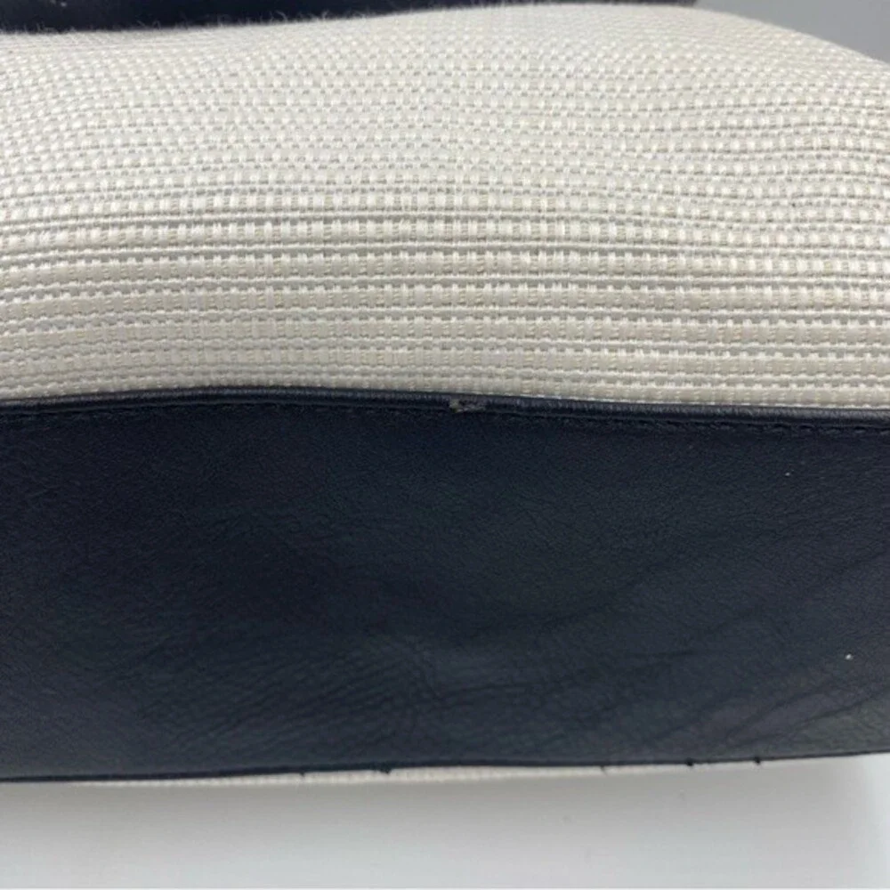 Calvin‎ Klein White Snakeskin Shoulder Bag